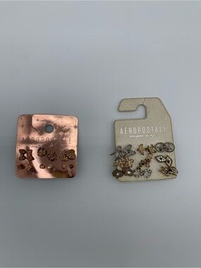 Aeropostale Gold and Silver Tone Stud Earring Sets